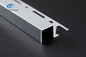 Lunghezza di alluminio del bordo 8mm 2.5m del quadrato di Chrome della disposizione delle mattonelle dell'OEM 6063